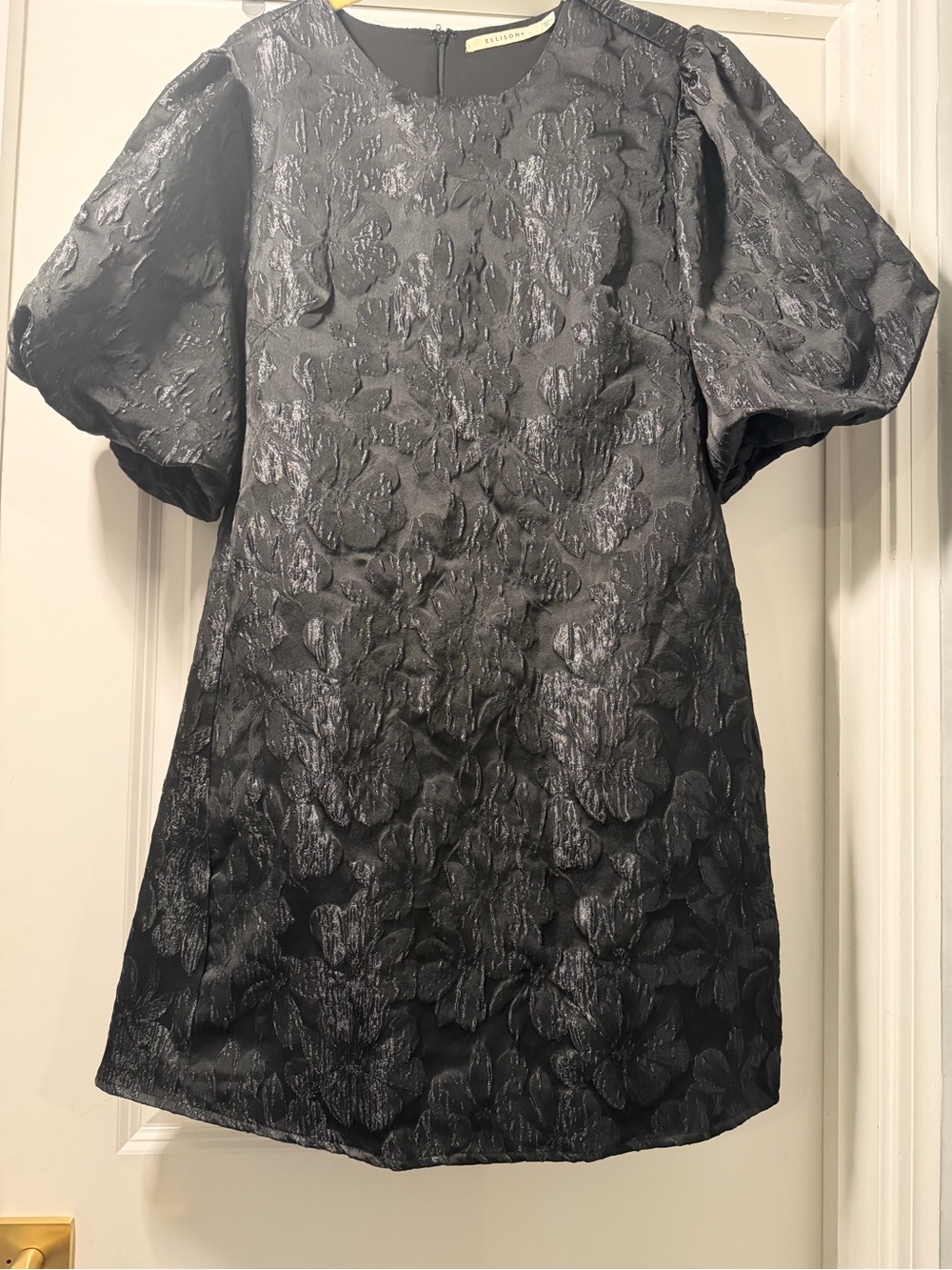 Women’s Max Mara Black Textured jacquard Puff-Sleeve Top size small
